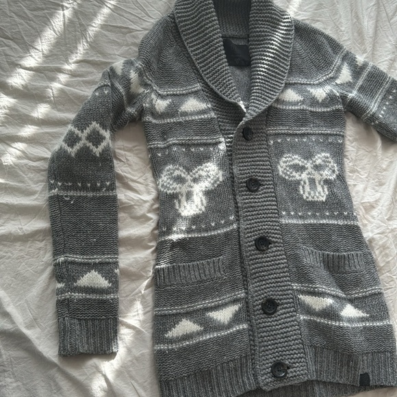 Aritzia lamb wool sweater - Picture 5 of 7